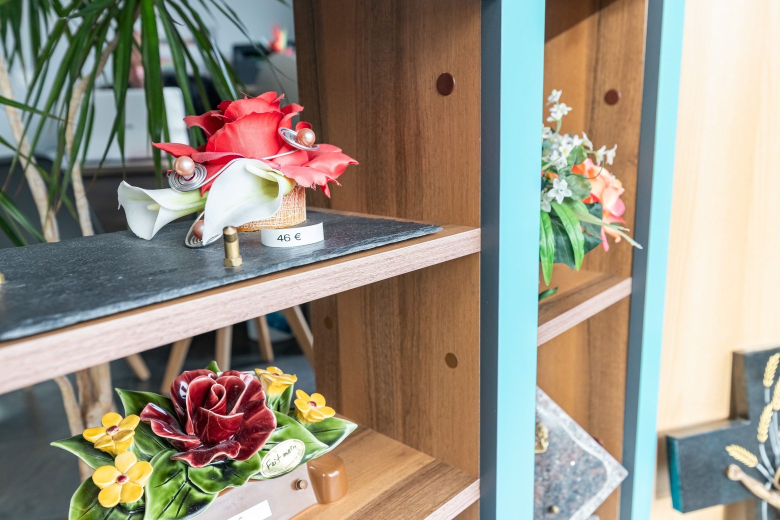 fleurs exposes en magasin